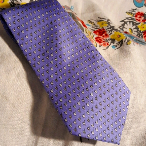 Vineyard Vines Custom Collection "Wize" - Picture 1 of 3